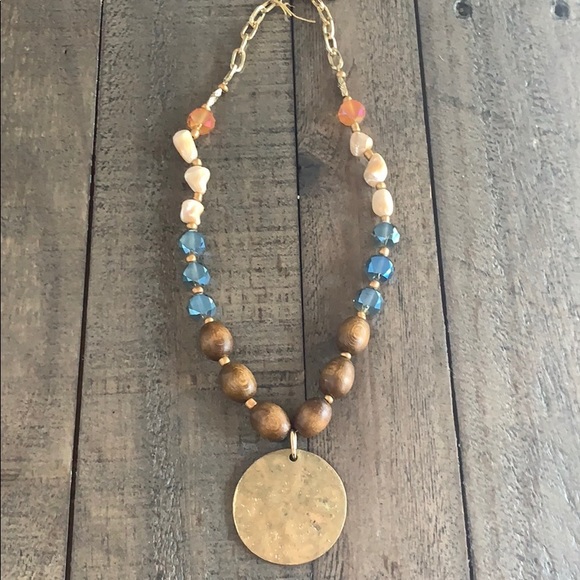 Handmade crystal pendant wood necklace ✨ - Picture 2 of 5